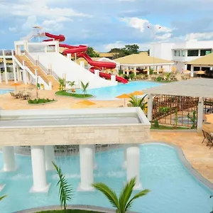 Apart-hotel Lacqua Diroma Com Parque Aquatico E Cozinha