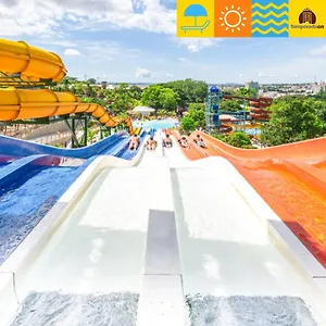 Apart-hotel Piazza Com Acesso Ao Acqua Park