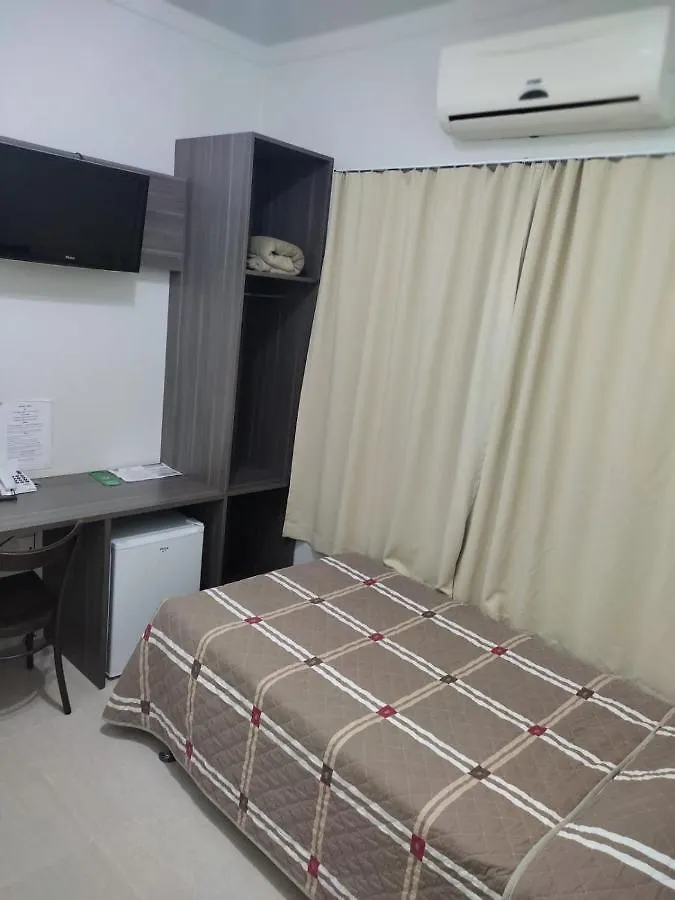 **  Hotel Bergozza Rio do Sul Brésil